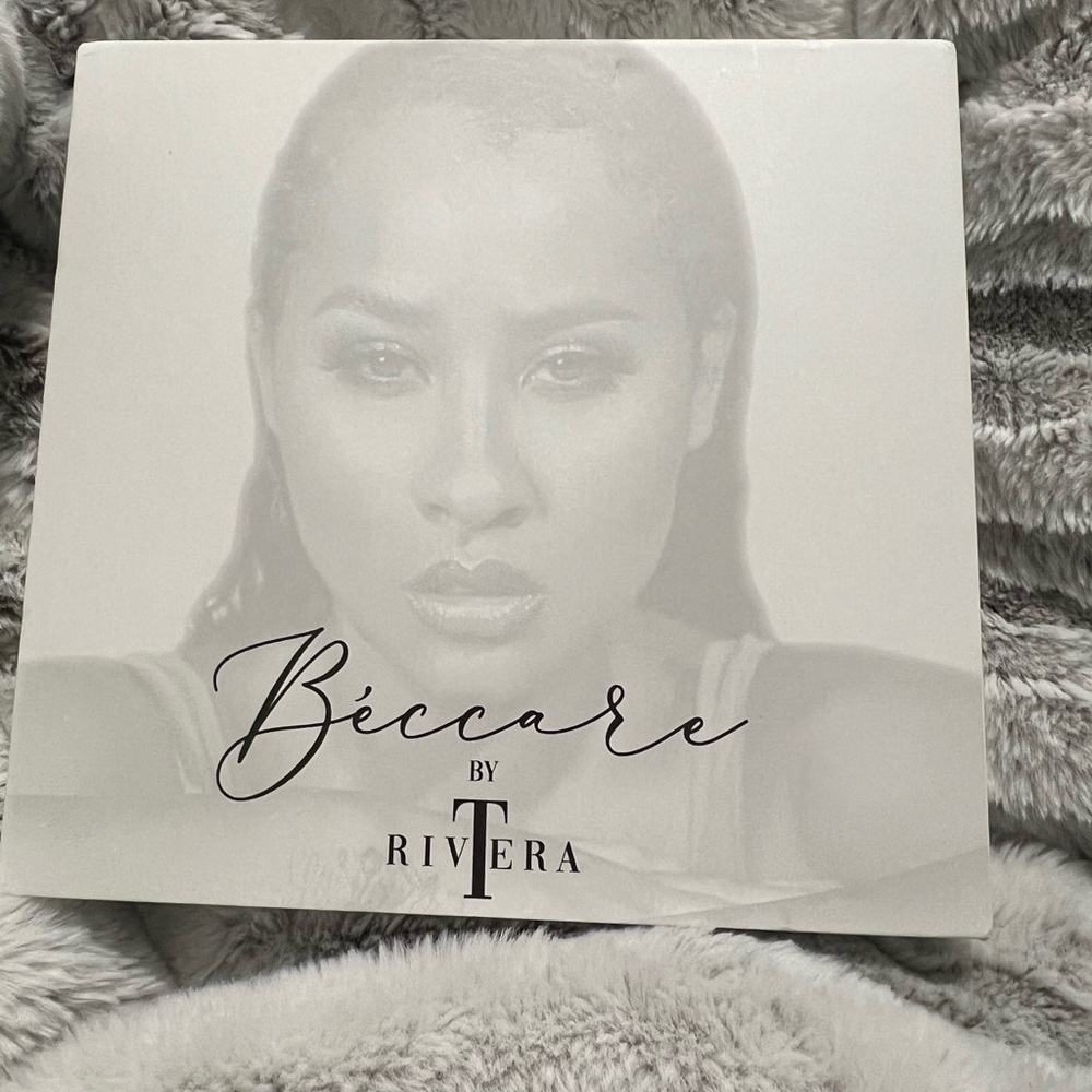Béccare by TRivera
